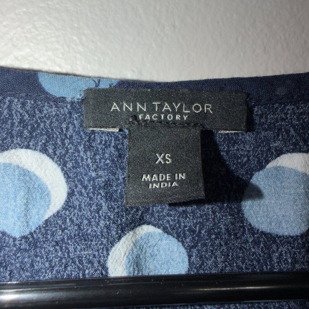 Ann Taylor XS Navy Polka Dot Midi Dress Short Sleeve - Picture 5 of 7